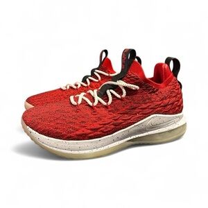 Nike LeBron 15 XV Low University Red Men's  Size 9.5 Shoes Sneakers AO1755-600